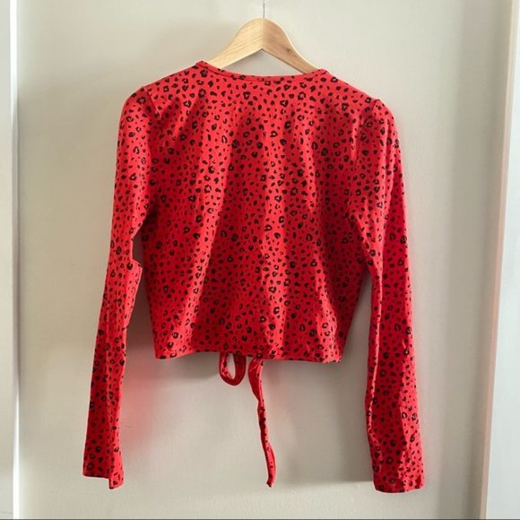 SUNDAY BEST Red Leopard Tie Front Crop Top - Picture 6 of 9